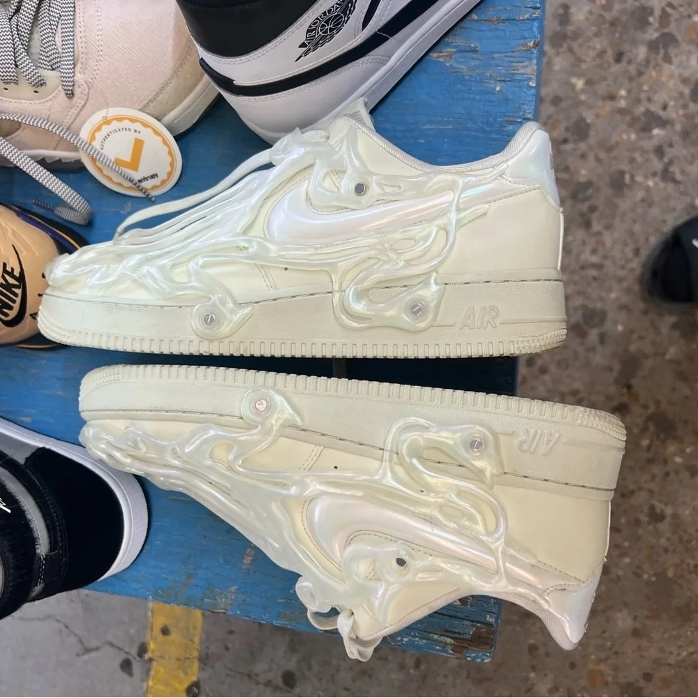Nike stylish athletic